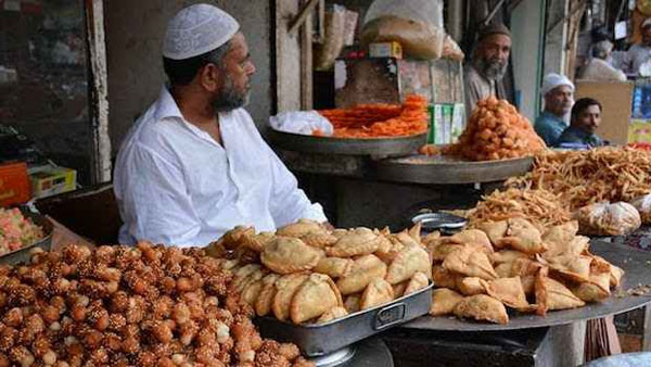 బయట భోజనం వద్దు.. ఇంటి వంటే ముద్దు.. 