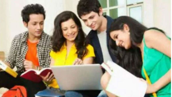 ఆన్‌లైన్ ద్వారా టీచింగ్..