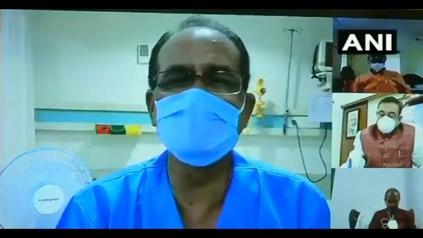 షార్ప్ 11 గంటలకు షార్ప్ 11 గంటలకు