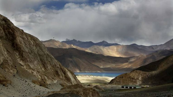 రాత్రి 11కు, సరిగ్గా అక్కడ.. 