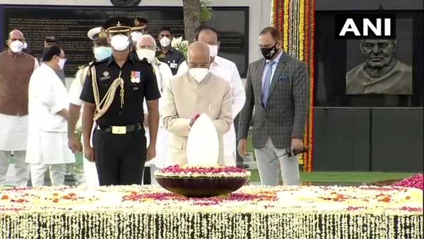 Vajpayee death anniversary: kovind, venkaiah, pm modi pays tribute to former pm