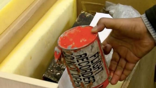  బ్లాక్ బాక్స్ వెనక భాగంలోనే ఎందుకు అమరుస్తారు..?