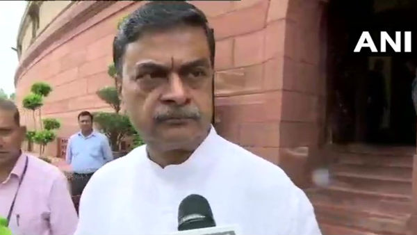 వెంటాడుతున్న ఒప్పందాలు...