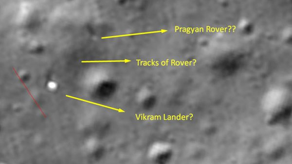 రోవర్ కదిలిన గుర్తులు..