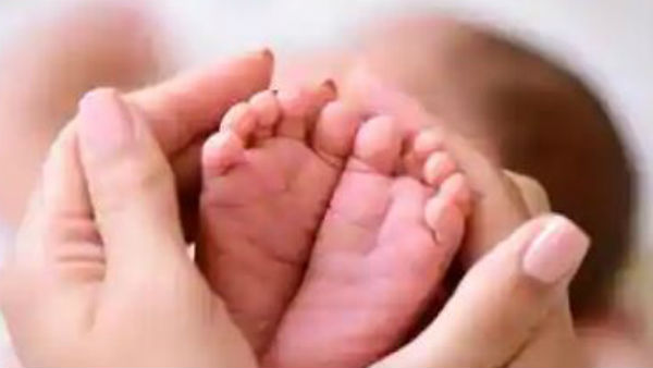 నెల రోజుల శిశువును అమ్మేసి.. తాత ఫిర్యాదుతో.. నెల రోజుల శిశువును అమ్మేసి.. తాత ఫిర్యాదుతో..