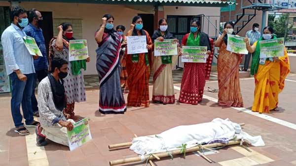 జగన్ నేరుగా.. బీజేపీ వెన్నుపోటు..