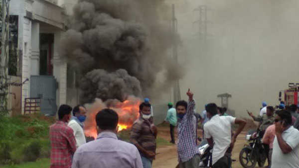 fire break out after explosion in vizag vijayasri pharma company fire break out after explosion in vizag vijayasri pharma company
