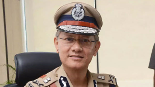 డీజీపీ ఎంట్రీ 