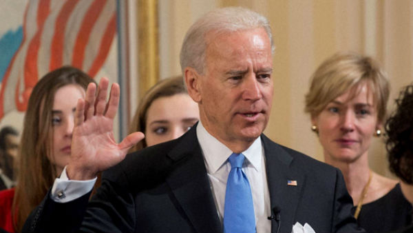 ట్రంప్, జో బిడెన మధ్య..