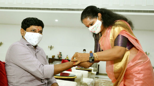 TRS former MP Kalvakuntla Kavitha ties Rakhi to her brother and Minister KTR 