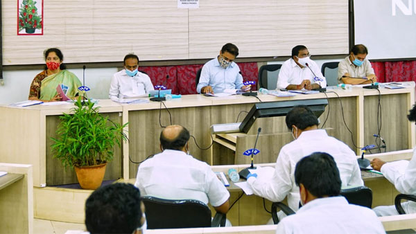 కొడుకుపై ఉన్న ప్రేమ రైతులపై లేదు