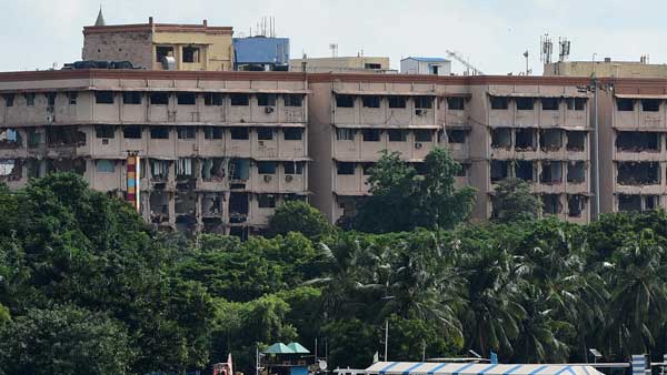 విపక్షాల ఆందోళనతో గతంలో వెనక్కి... విపక్షాల ఆందోళనతో గతంలో వెనక్కి...