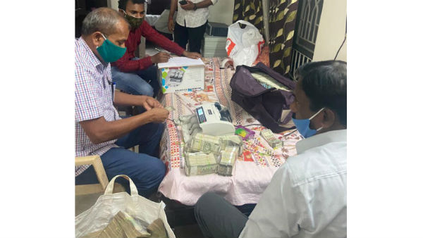 32 లక్షల నగదు సీజ్