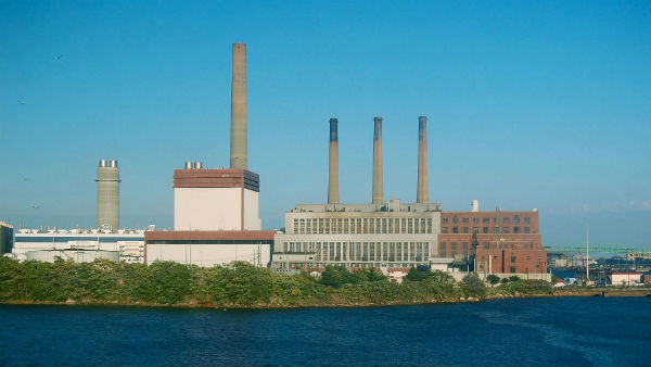 పీపీఏల సమీక్షపై కేంద్రం సీరియస్‌