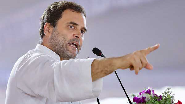 Ahmed Patel criticises dissenters, says Rahul Gandhi should be Congress president Ahmed Patel criticises dissenters, says Rahul Gandhi should be Congress president