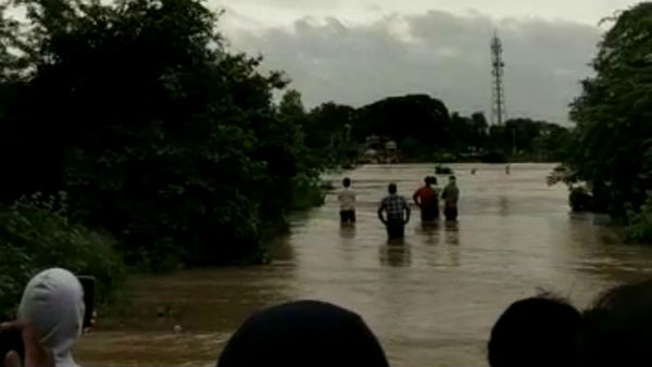 సురక్షితంగా బయటపడ్డ రైతులు...