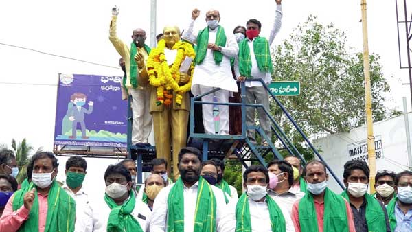 రాయలసీమ, ఉత్తరాంధ్రలోనూ..