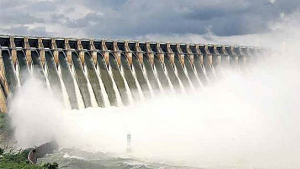  రాయలసీమ ఎత్తిపోతల విషయంలో తెలంగాణా సర్కార్ సమరం