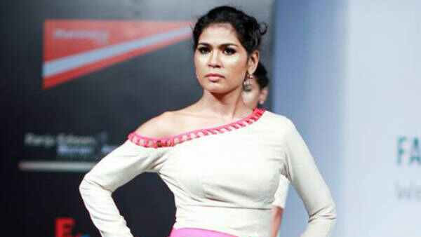 హైకోర్టు, సుప్రీం కోర్టులో ఎదురు దెబ్బ హైకోర్టు, సుప్రీం కోర్టులో ఎదురు దెబ్బ