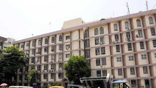 మలేషియా ప్రధాని కార్యాలయం ఉండే పెర్దానా పుత్ర ప్యాలెస్ లా ఉందని ప్రచారం 