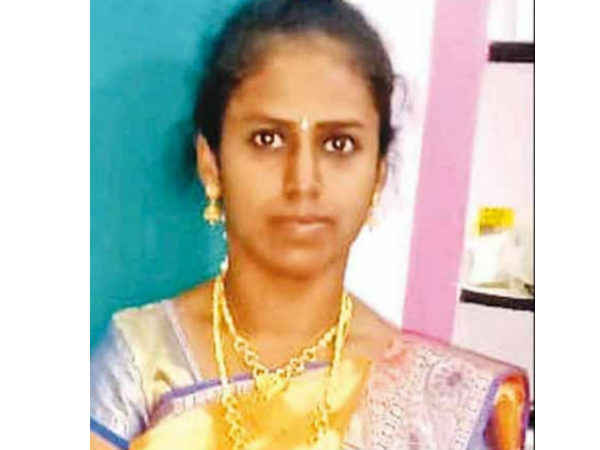 పొలికల్ లీడర్ భార్య ప్రగతి దారుణ హత్య పొలికల్ లీడర్ భార్య ప్రగతి దారుణ హత్య