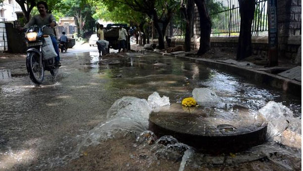 మురుగు నీటితో వైరస్ వ్యాపిస్తుందా?