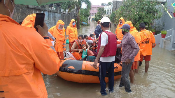 రంగంలోకి ఎన్డీఆర్ఎఫ్ .. బోట్ల సహాయంతో తరలింపు 