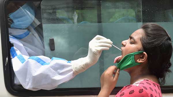 సకాలంలో చికిత్స తో పిల్లల్ల్లో కరోనాకు చెక్ పెట్టే ఛాన్స్ సకాలంలో చికిత్స తో పిల్లల్ల్లో కరోనాకు చెక్ పెట్టే ఛాన్స్