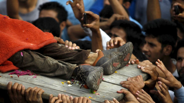 డబ్బులు ఖర్చు అంతే... మేము ఏమీ చెయ్యలేం డబ్బులు ఖర్చు అంతే... మేము ఏమీ చెయ్యలేం