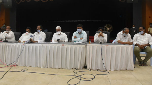  వైసీపీ ఆపరేషన్‌ ఆకర్ష్‌...