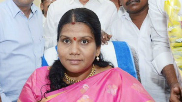 Former minister peethala sujatha fires on CM Jagan about YSR asara scheme Former minister peethala sujatha fires on CM Jagan about YSR asara scheme
