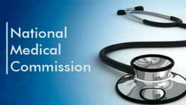 విద్యార్థులు, వైద్యుల వ్యతిరేకత