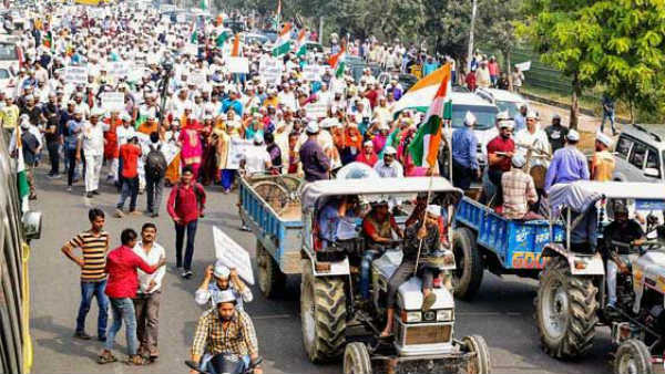 ట్రాక్టర్ నడిపిన సుఖ్‌బీర్ సింగ్...