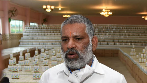 ప్రతిపక్షాలపై చెవిరెడ్డి భాస్కర్ రెడ్డి ఎదురు దాడి ప్రతిపక్షాలపై చెవిరెడ్డి భాస్కర్ రెడ్డి ఎదురు దాడి