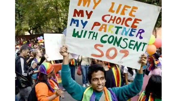 స్వలింగ వివాహాన్ని గుర్తించటం సాధ్య కాదన్న కేంద్రం .. వివాహానికి స్త్రీ, పురుషుడు మాత్రమే