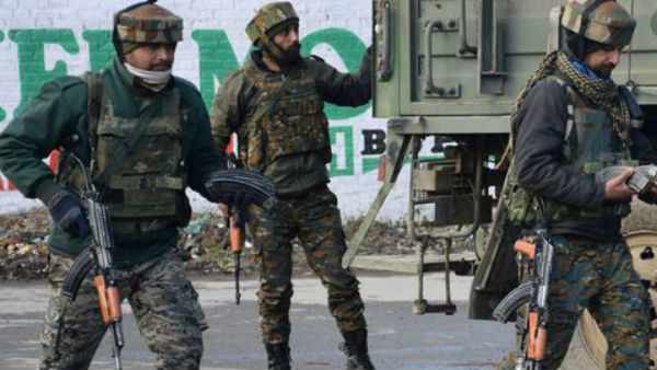 ఉగ్రవాదుల కోసం కొనసాగుతున్న గాలింపు 