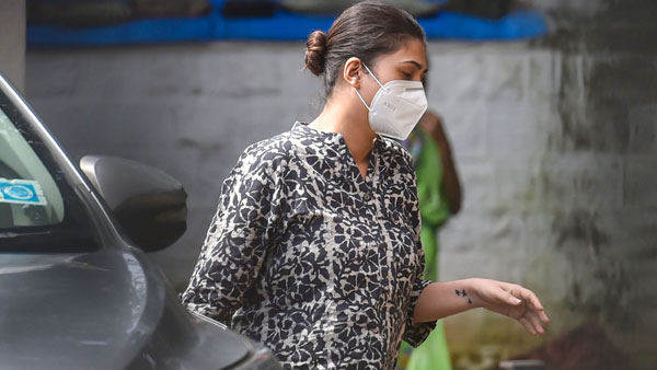 సెలబ్రిటీల వద్ద పని చేసే టాలెంట్ మేనేజర్లు క్వాన్ టాలెంట్ ఏజెన్సీకి చెందినవారు