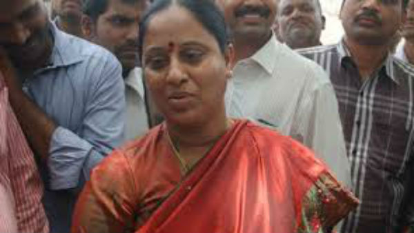 టీఆర్ఎస్ పార్టీ నుండి కాంగ్రెస్ కు వలసలు 