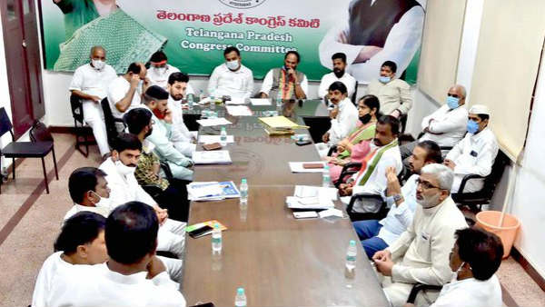 వచ్చే ఎన్నికలు కాంగ్రెస్ కు ఎంతో ప్రతిష్టాత్మకం.. ముందస్తు ప్రణాళికలు రచిస్తున్న టీ కాంగ్రెస్..