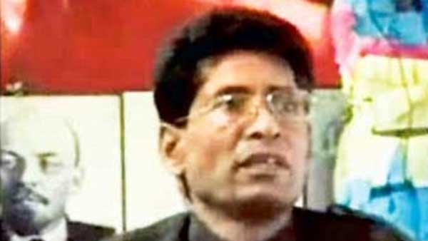 ఆర్ఎస్యూ నుంచి విప్లవోద్యమంలోకి... ఆర్ఎస్యూ నుంచి విప్లవోద్యమంలోకి...