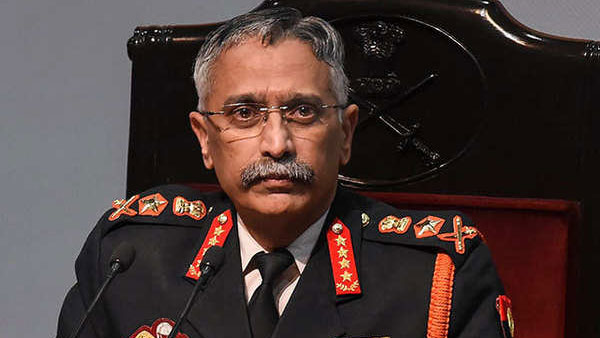 Army Chief MM Naravane visits Leh amid the tensions between India and China at LAC Army Chief MM Naravane visits Leh amid the tensions between India and China at LAC