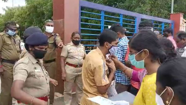 గతేడాదితో పోలిస్తే ఈ ఏడాది ఈజీగా ఫిజిక్స్ పేపర్