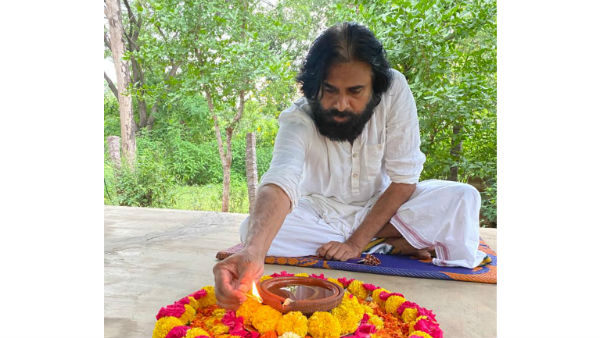 ధర్మాన్ని పరిరక్షిద్దాం-మతసామరస్యాన్ని కాపాడుకుందాం అంటూ పవన్ ధ్యానం 