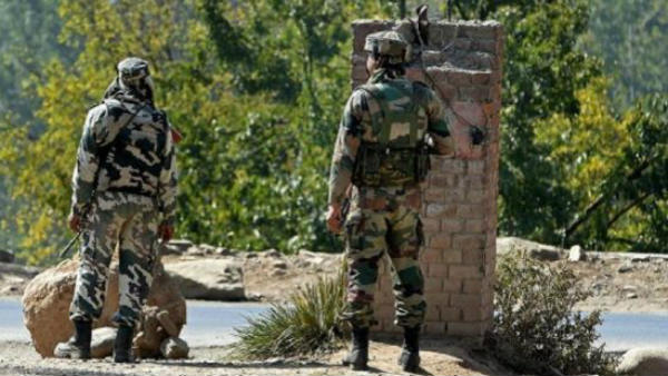  నిఘా పెరగటంతో భయంతో సెప్టిక్ ట్యాంకులలో స్థావరాలు