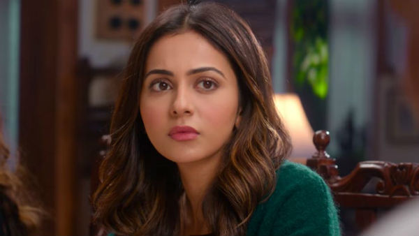 దెబ్బకు రకుల్ ప్రీత్ ఢమాల్ ! దెబ్బకు రకుల్ ప్రీత్ ఢమాల్ !