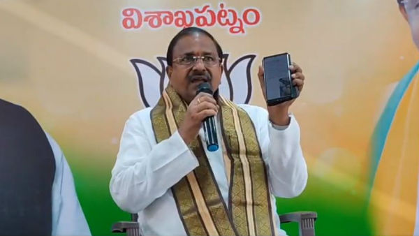డబుల్ ఫొటోలుగా.. డబుల్ ఫొటోలుగా..