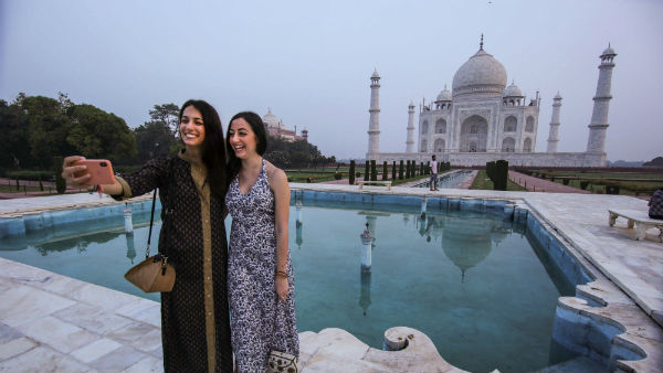 తాజ్ తొలి సందర్శకుడు చైనీయుడే..