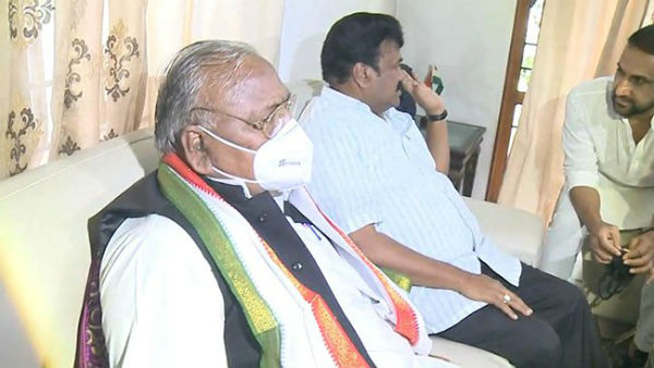 భట్టీ ఇంటివద్ద కాంగ్రెస్ , టీఆర్ఎస్ నేతలు భట్టీ ఇంటివద్ద కాంగ్రెస్ , టీఆర్ఎస్ నేతలు