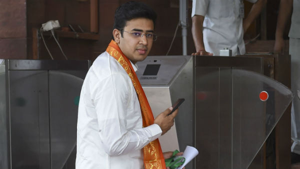 హి ఈజ్ కిల్లింగ్ బెంగళూరు... : కాంగ్రెస్