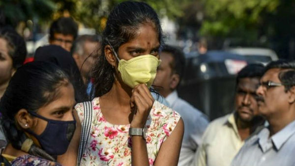  పరీక్ష కేంద్రం వద్ద గుంపులుగా ఉండరాదు